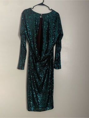Bebe Emerald Sequin Draped‑Back Dress – Size Large (Never Worn)